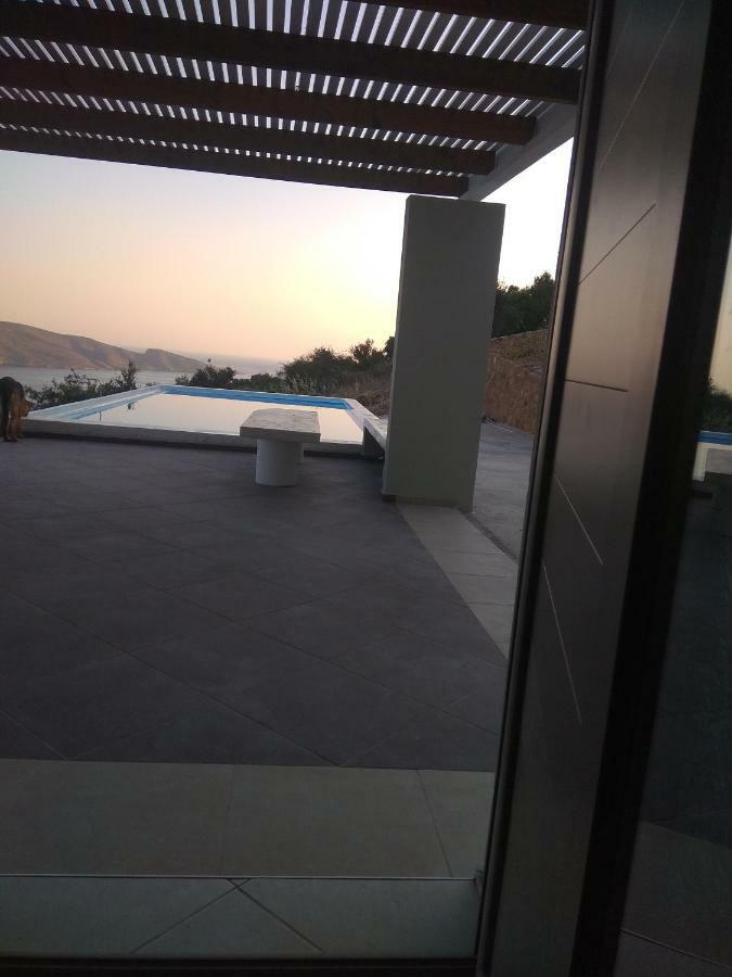 Villa Gusta Tholos  Exteriör bild