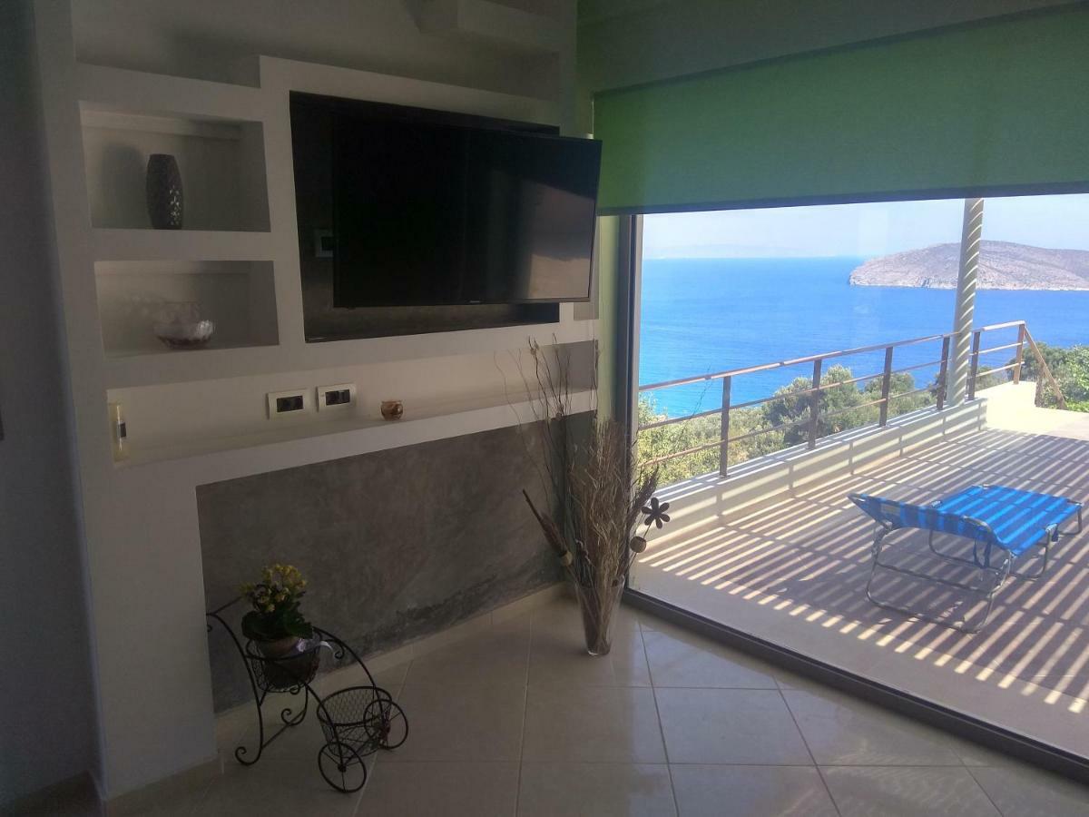 Villa Gusta Tholos  Exteriör bild